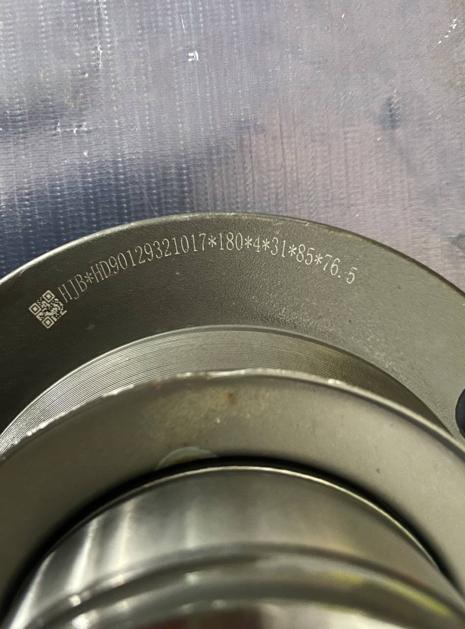HD90129321017 (1)