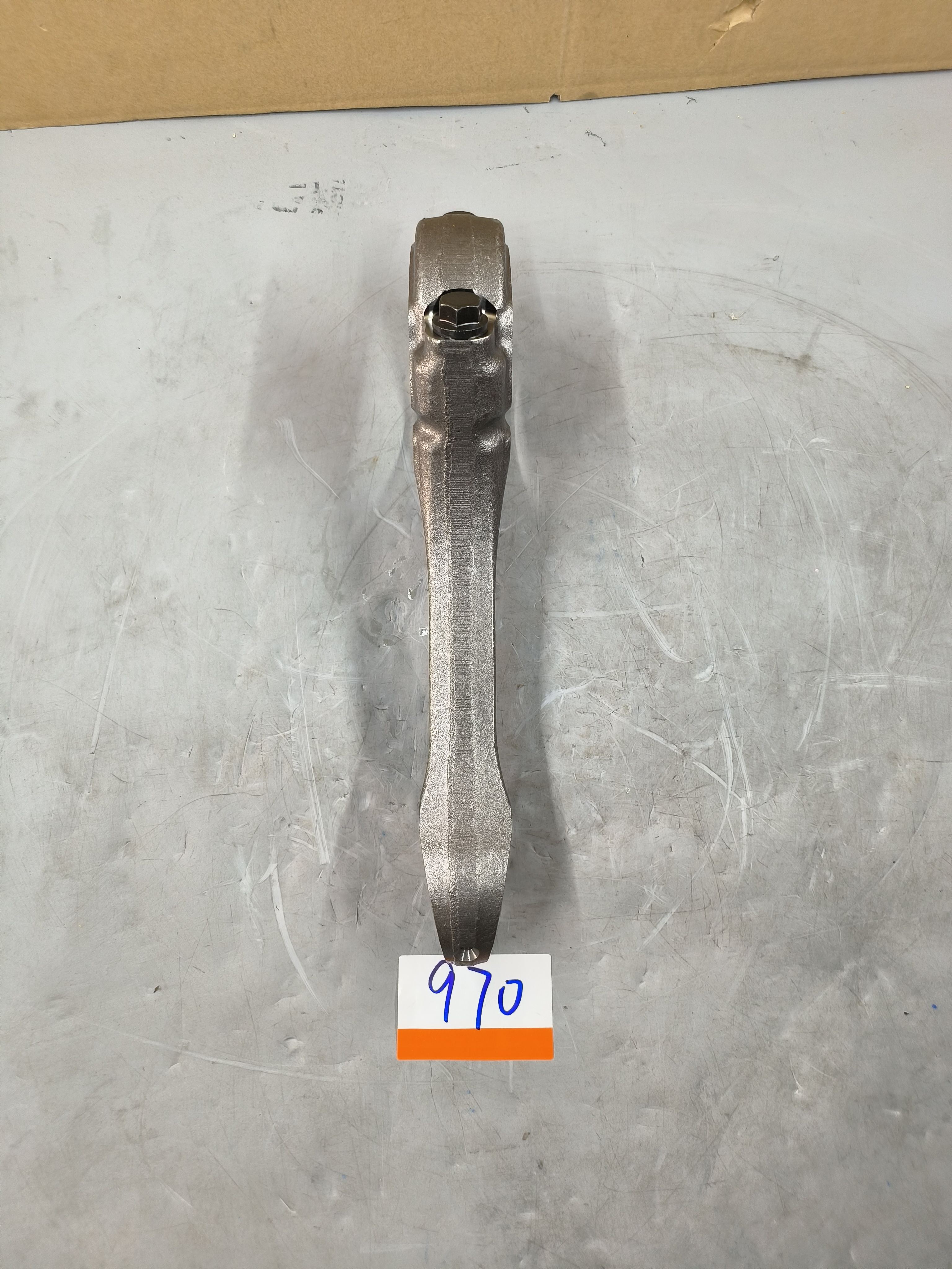 200V02502-0133 3