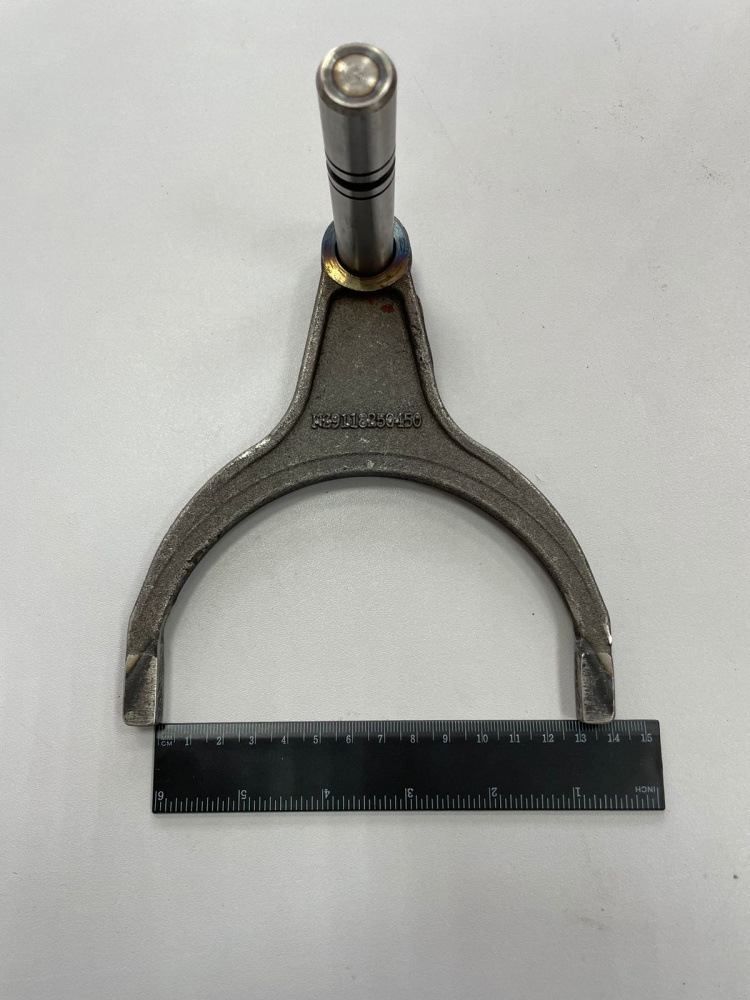 B903045000